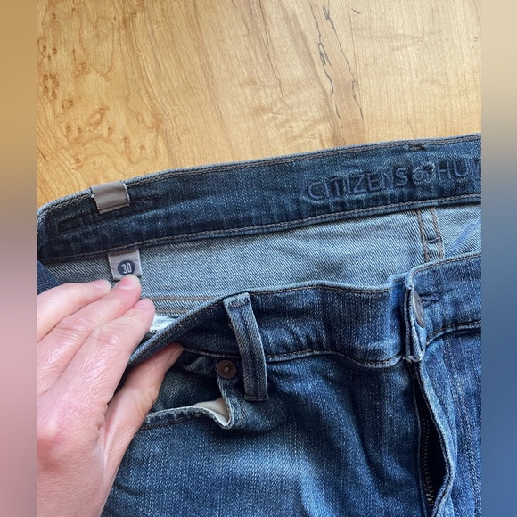 Citizens of Humanity slight distress wash denim jeans - Picture 5 of 6